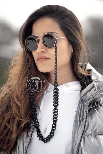 1. Lentes con correa de