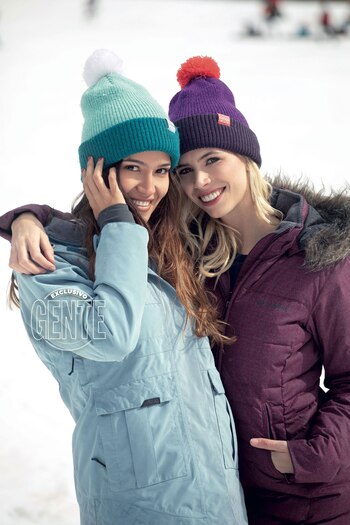 2. Maxi buzo (Converse) y