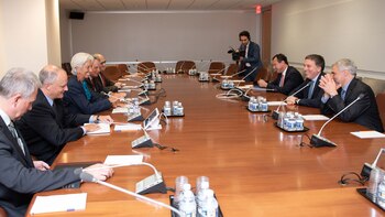 Dujovne, Lagarde y los equipos