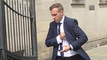 Carlos Delacruz mantuvo engañadas a