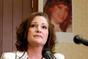 McKenna Denson violada por un