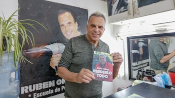 A comienzos de este año el estilista editó su libro de memorias “Perderlo todo” (Nicolás Aboaf)