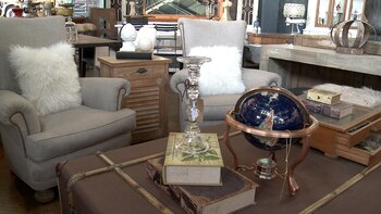 Valijas gigantes como mesas ratonas,