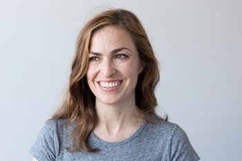 Lisa Brennan-Jobs retrata oscuramente a