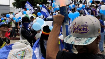 La marcha fue convocada por familiares de los presos políticos (AFP)