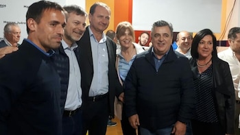 Algunos de los dirigentes de Cambiemos que acompañaron a Dellarosa este domingo