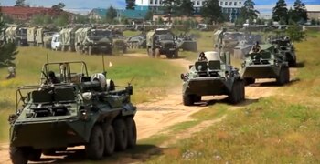 Vehículos rusos durante los ejercicios