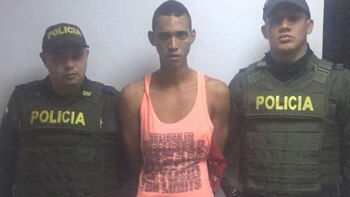 Jacob Alfredo Cruz Utria, alias ‘Piti’, fue sorprendido con un vestido para hacerse pasar por transexual y evadir a la Policía.