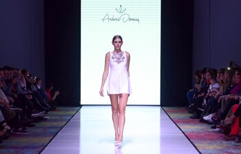 Natalia Pereyra para Andrea Donay