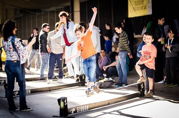 Se montará un skatepark, mesas