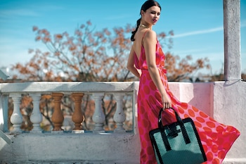 Vestido largo a lunares ($