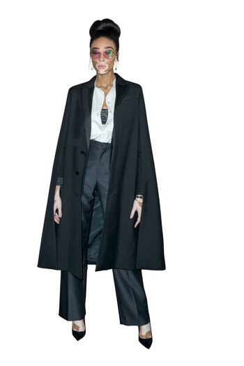 Apuesta por pantalones y tapados oversize.