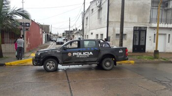 La mujer fue baleada cuando