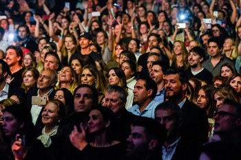 Gustavo Yankelevich junto a su