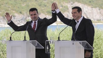 Zoran Zaev y Alexis Tsipras