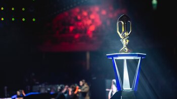 El trofeo de la final.