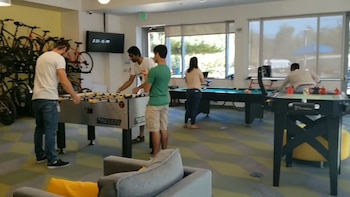 Dentro y fuera de los