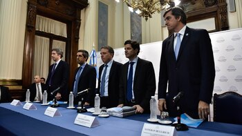 Bausili, Pena, Dujovne, Laspina y