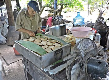 El toque final, una capa