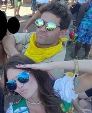 La pareja durante unas vacaciones.