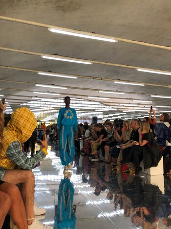 Estilo ochentoso en el desfile