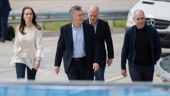 En el Puente de Lanús,