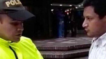 La Policía busca al menos