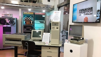 Dispone de una amplia colección