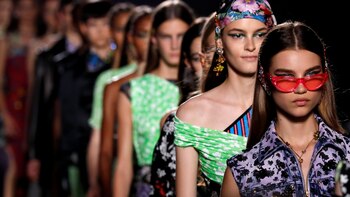 Desfile de Versace en la semana