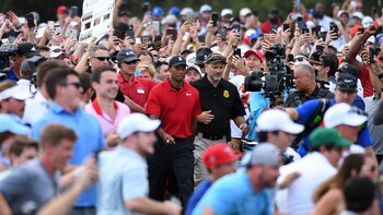Tiger Woods volvió a ganar después de cinco años (Reuters)