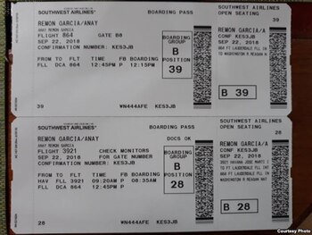 Boletos de Anay Remón, quien