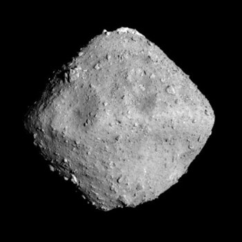 El asteroide Ryugu visto desde 20 kilómetros