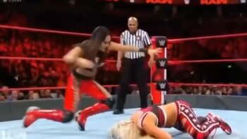 La pelea de mujeres se