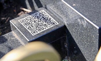 Su código QR revelaría más