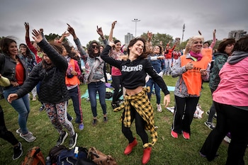 Además de las clases de