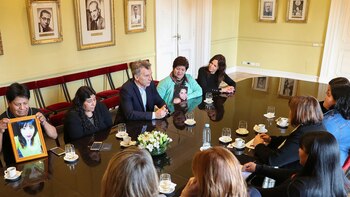 Macri con familiares de víctimas
