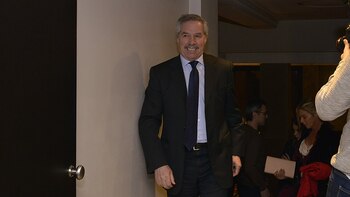 Donda mantiene charlas periódicas con