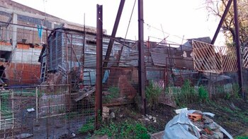 El vagón, de afuera. Le