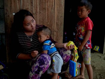 Jailocou, de 18 años, junto