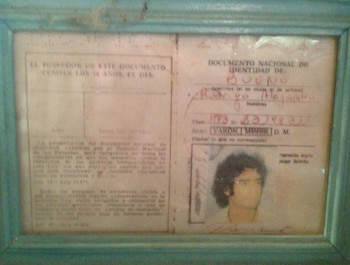 El DNI de Rodrigo, enmarcado