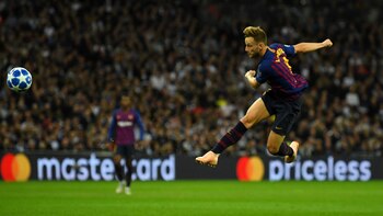 El mediocampista estaba siendo vinculado