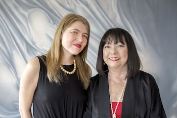 Agustina Rabian junto a su