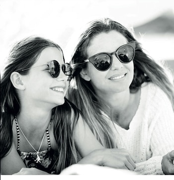 Con Helena, este verano en Punta del Este y con Matías en un campo cerca de Mar del Plata.