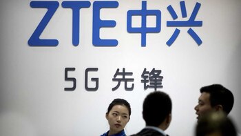 Ejecutivos de ZTE durante una