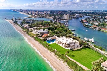 La mega mansión cuenta con