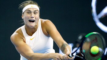 (Reuters) La bielorrusa cayó en