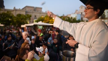 (Manuel Cortina) Los obispos, encargados