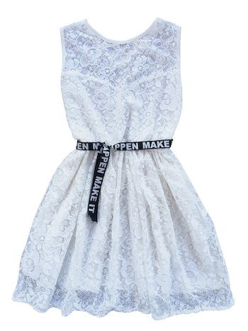 De encaje corto con lazo