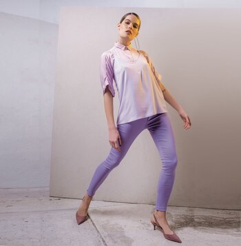 Top con detalle en el