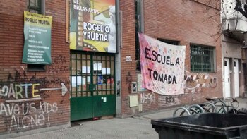 La Escuela Rogelio Yrurtia está tomada desde el viernes
